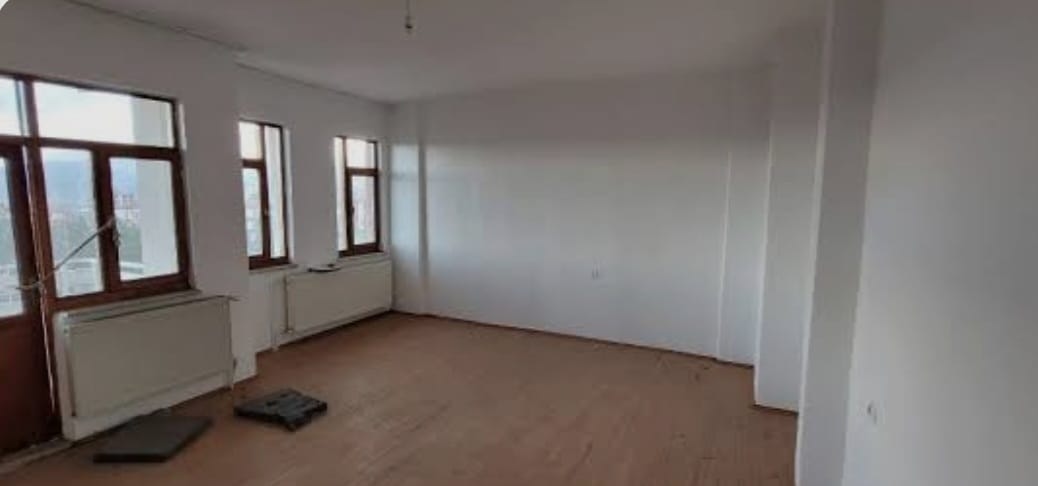 Salon Boya, Zemin ve Aydınlatma Yenilemesi - Öncesi